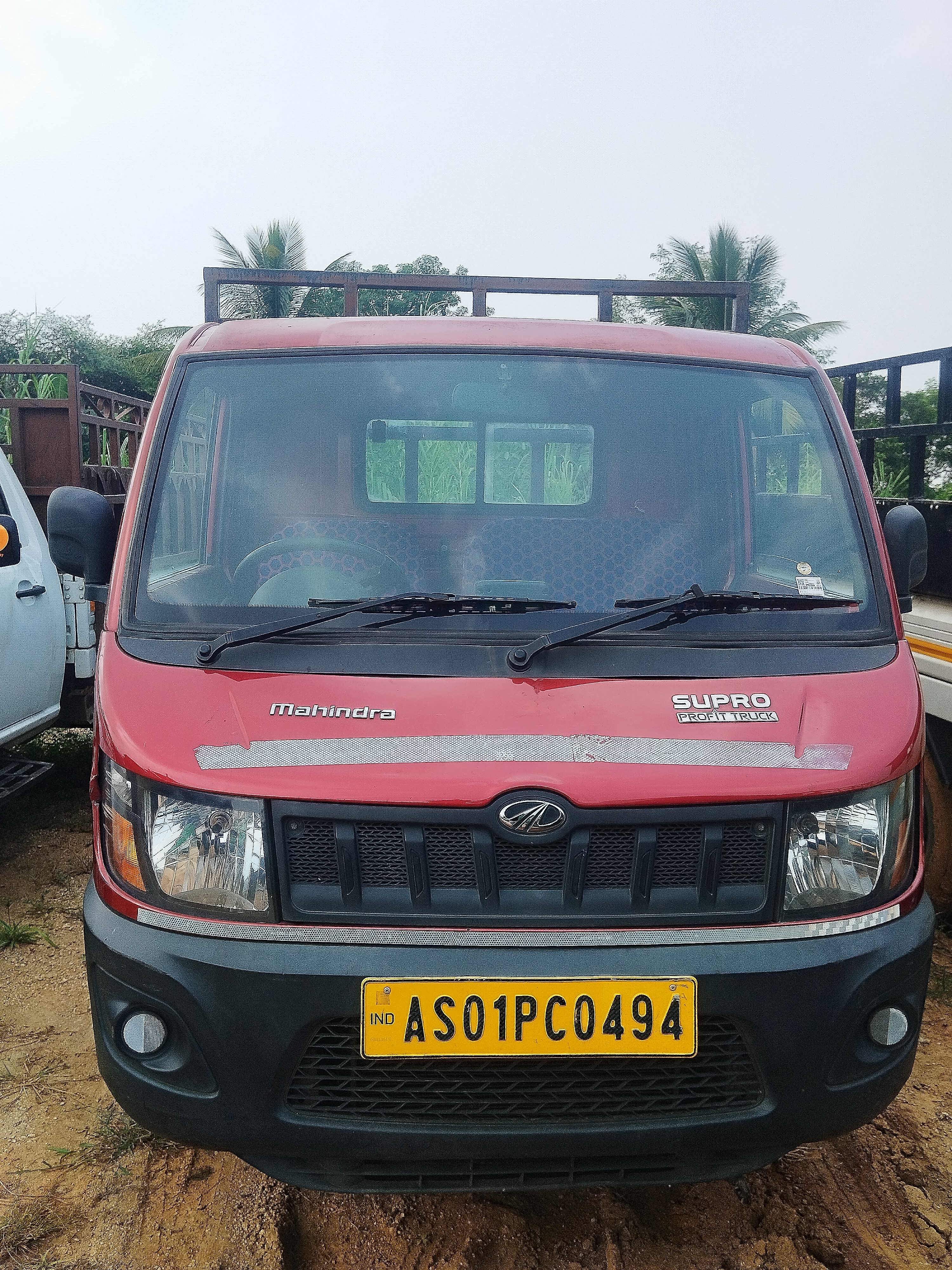 Mahindra Supro