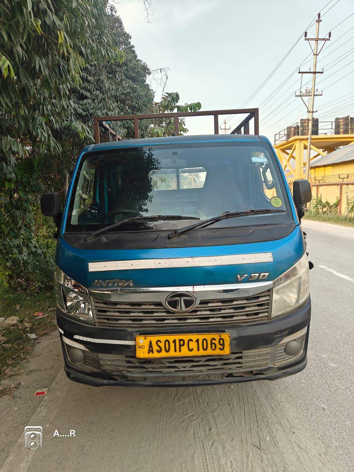 TATA Intra V30