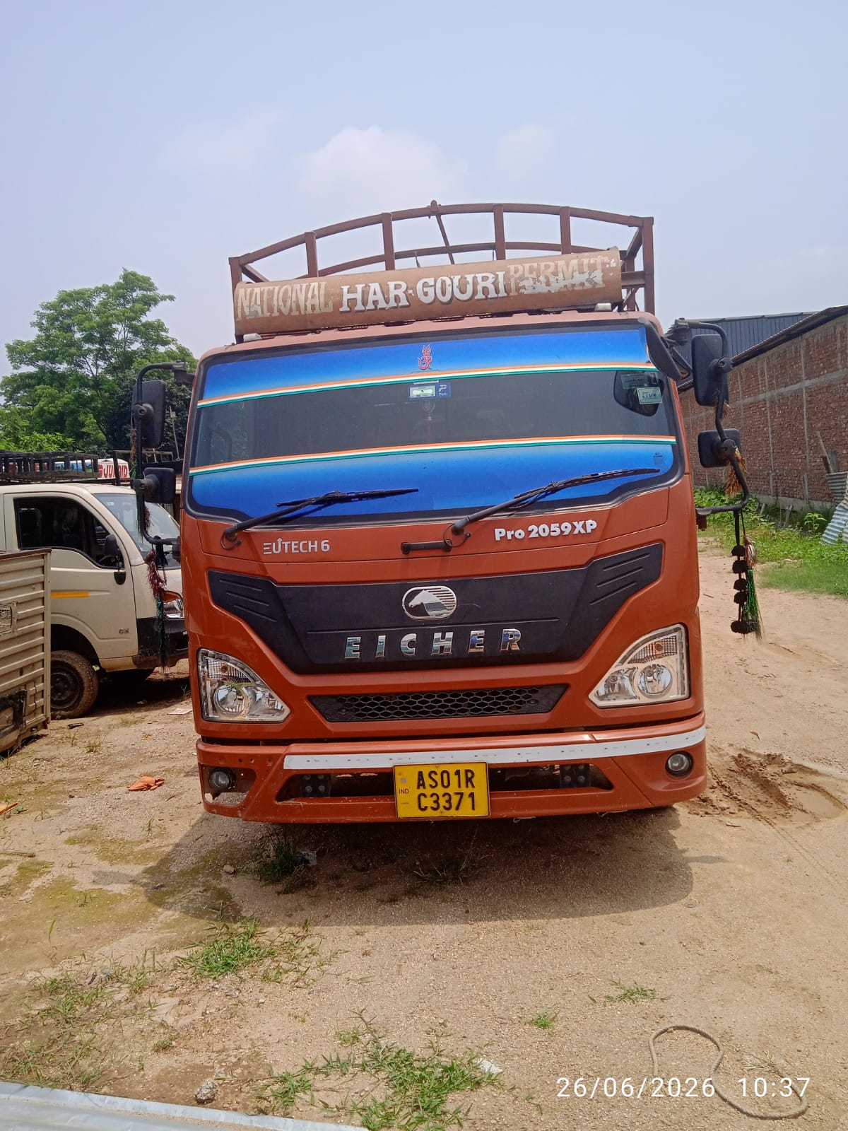 Eicher Pro 2049